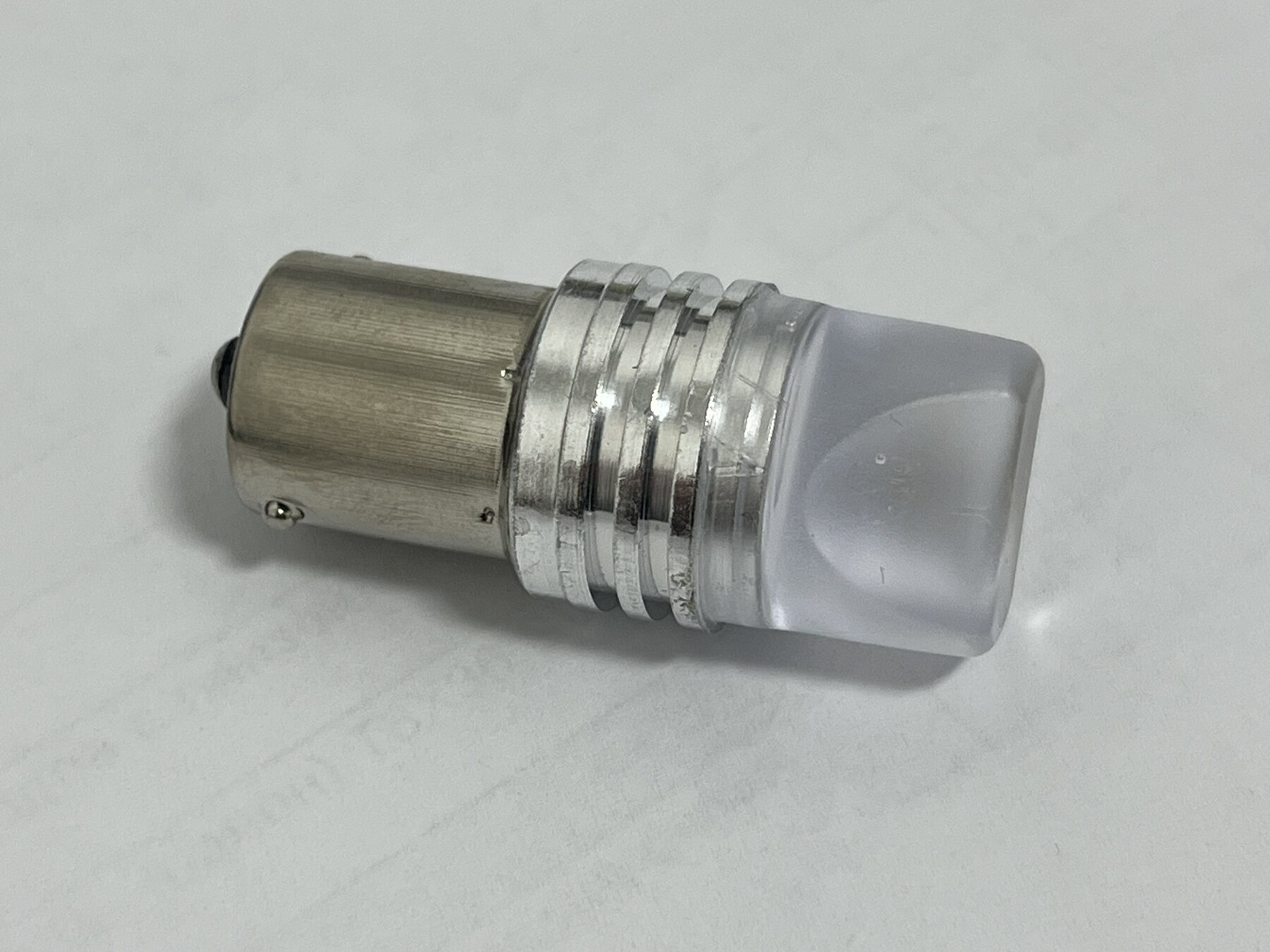 Лампочка LED 24V 21W (9 диодов) BA15S/ белый свет 3D