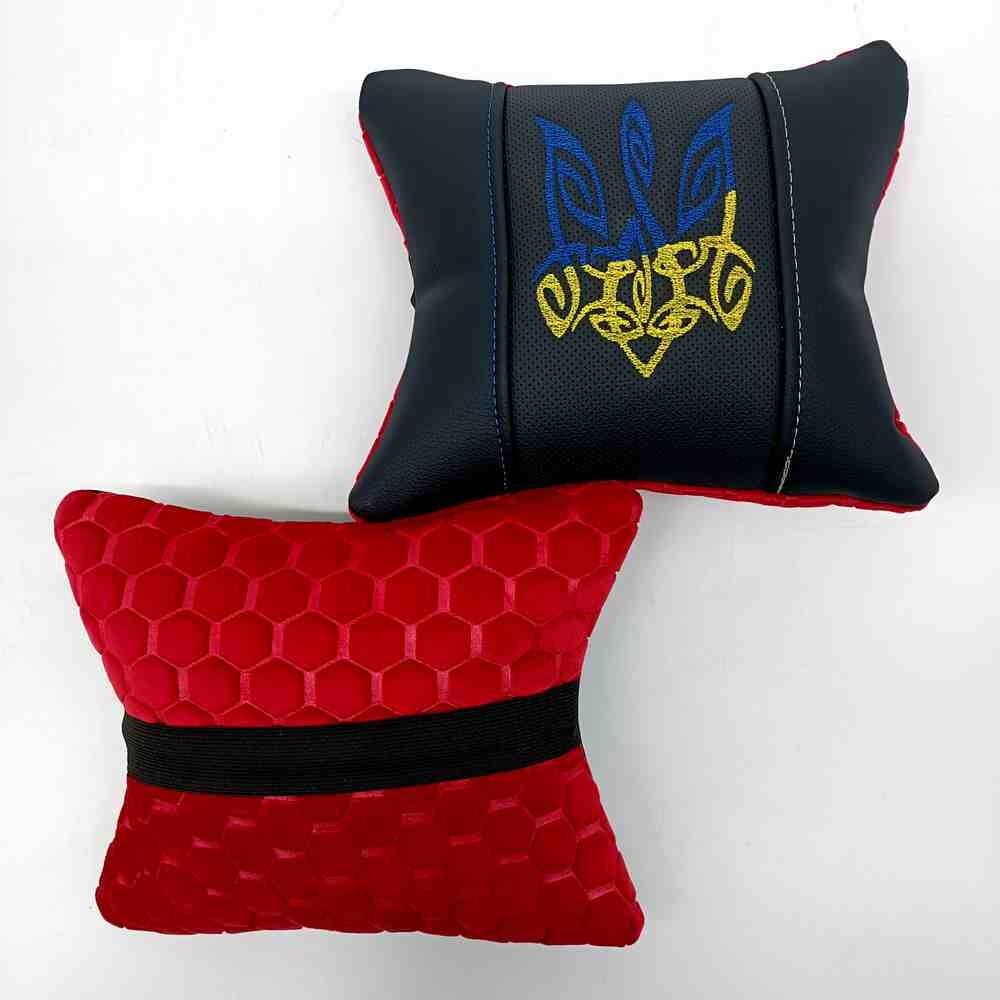 Подушка кожа - велюр с вышевкой