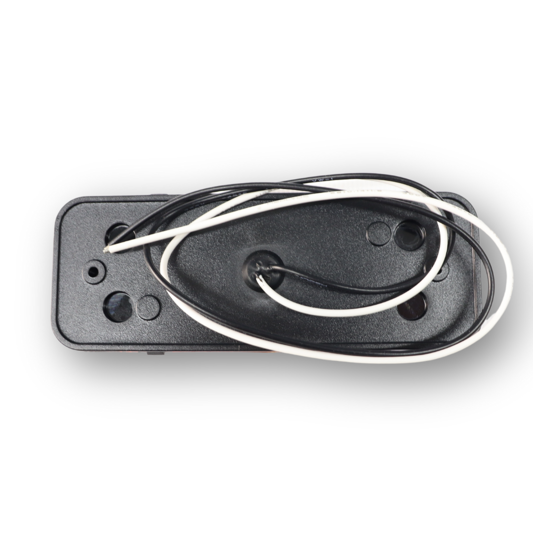 Фонарь габаритный LED желтый \с креплением\ Фонарь габаритный LED желтый \с креплением\