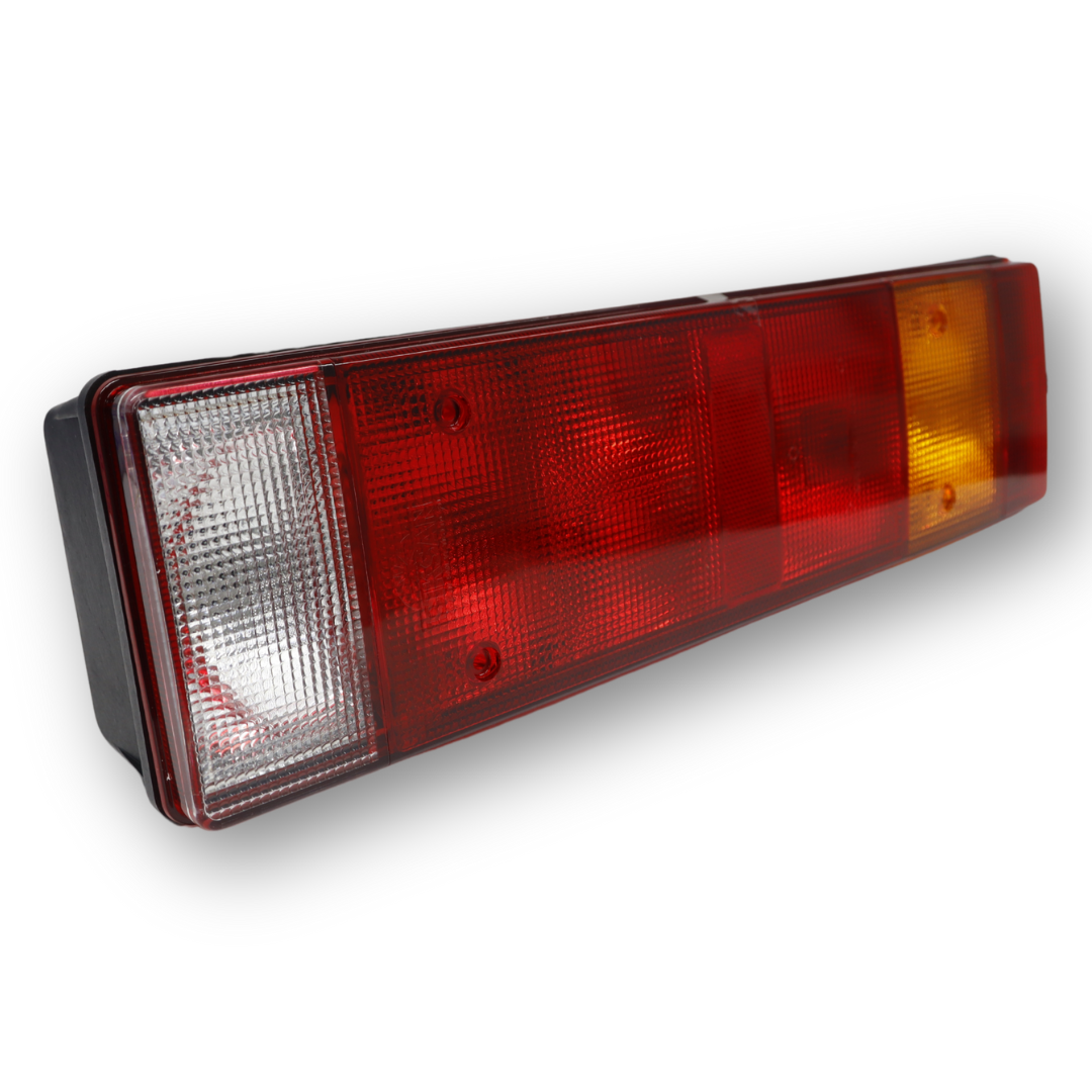 Фонарь задний 0030 Универсальный с кабелем \ISS\правый Фонарь задний 0030 Универсальный с кабелем \ISS\правый