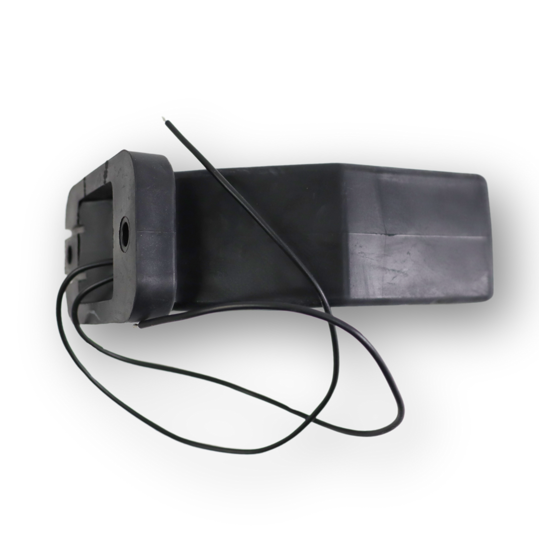 Фонарь габаритный рог LED 12-24 V трехцветный 15см \WAS\ лев. Фонарь габаритный рог LED 12-24 V трехцветный 15см \WAS\ лев.