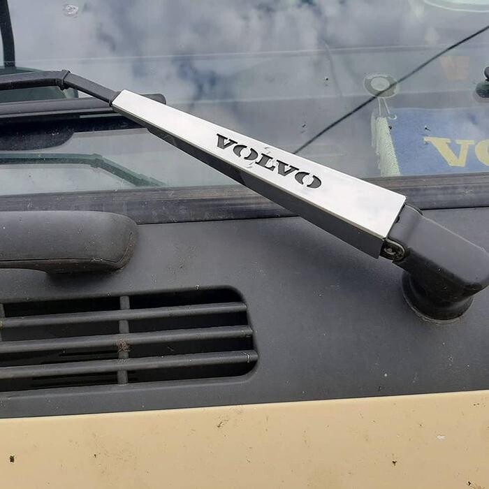 Накладка на дворники VOLVO Накладка на дворники VOLVO