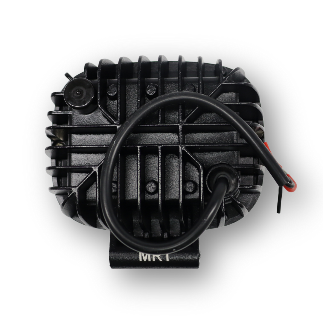 Фара универсальная диодная LED  (3 диода 30W) \корпус метал\