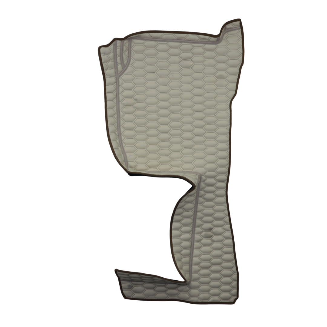 Коврик 3D Экокожа VOLVO FH 2003-2013; АКПП, бежевый