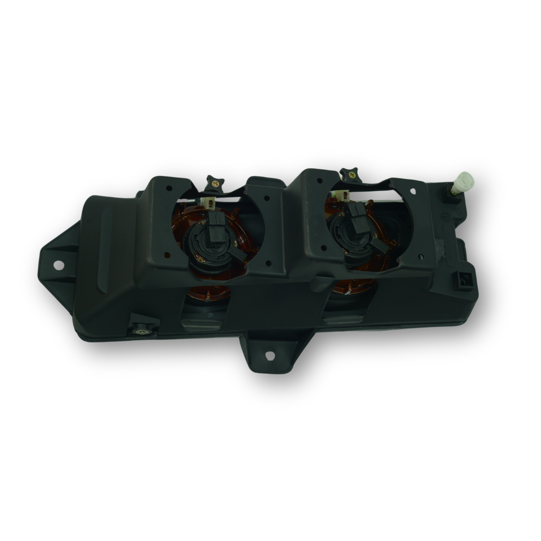 Фара противотуманная RENAULT PREMIUM (1996-2005) H1, левая (TANGDE) Фара противотуманная RENAULT PREMIUM (1996-2005) H1, левая (TANGDE)