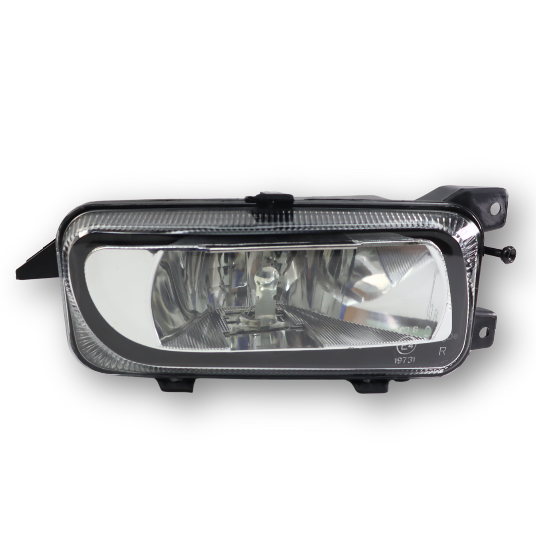 Фара противотуманная MERCEDES ACTROS (2002), ACTROS MP2 (2003 -...), MP3 (2002 - ...), H3, правая (TANGDE) Фара противотуманная MERCEDES ACTROS (2002), ACTROS MP2 (2003 -...), MP3 (2002 - ...), H3, правая (TANGDE)