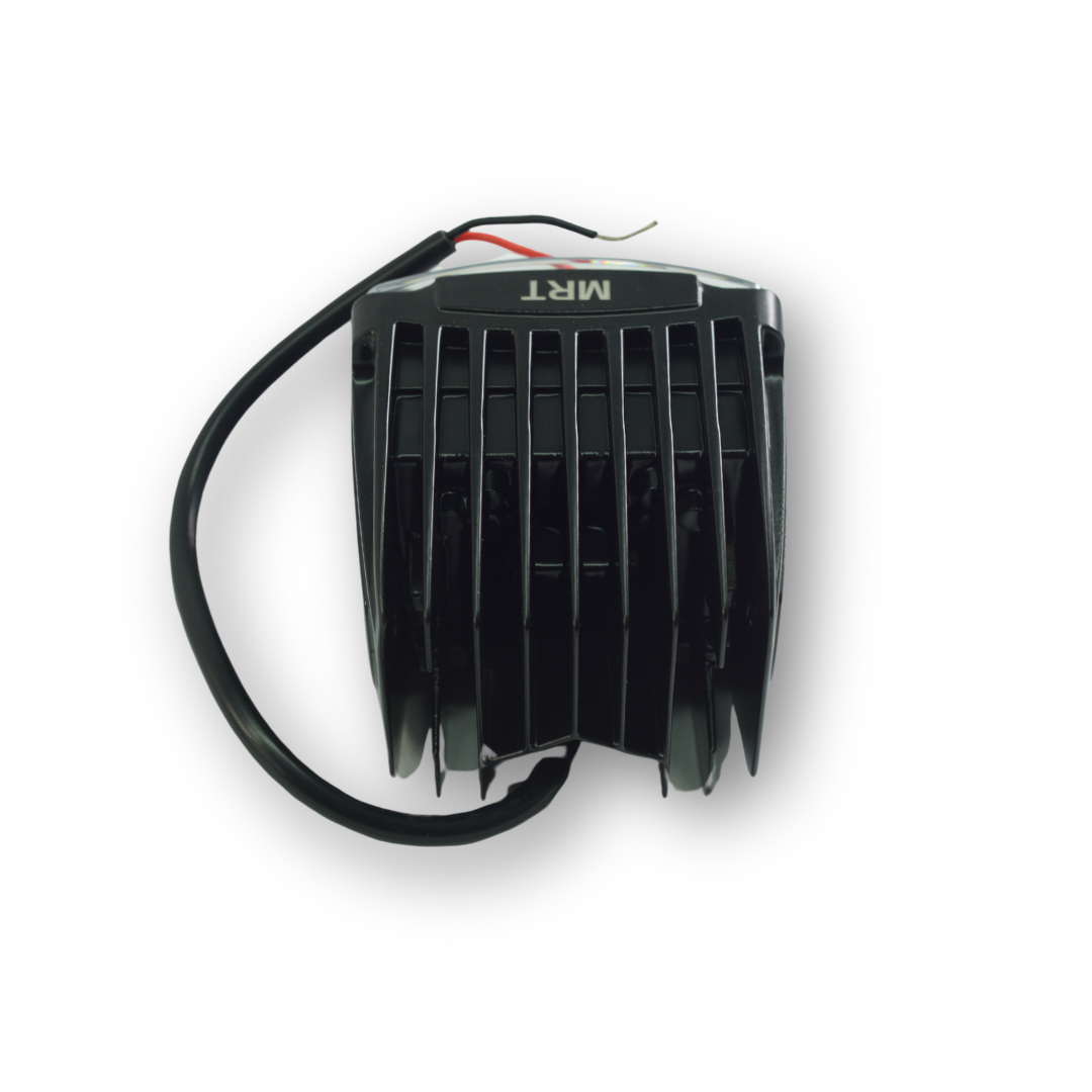 Фара универсальная диодная LED 24V (2 диода 20W -белый свет квадратная-85*78*88)