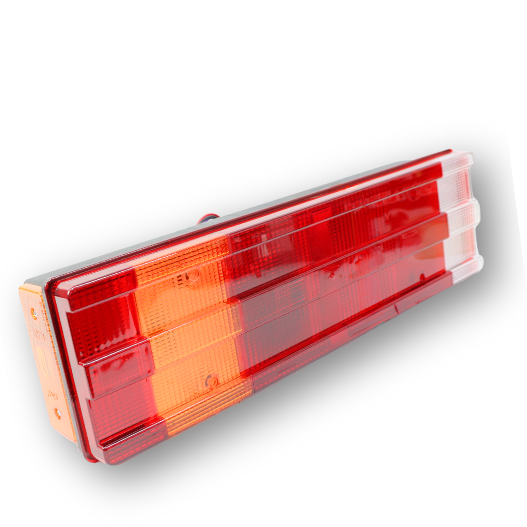 Фонарь задний 0031 Универсальный \YP\ Фонарь задний 0031 Универсальный \YP\