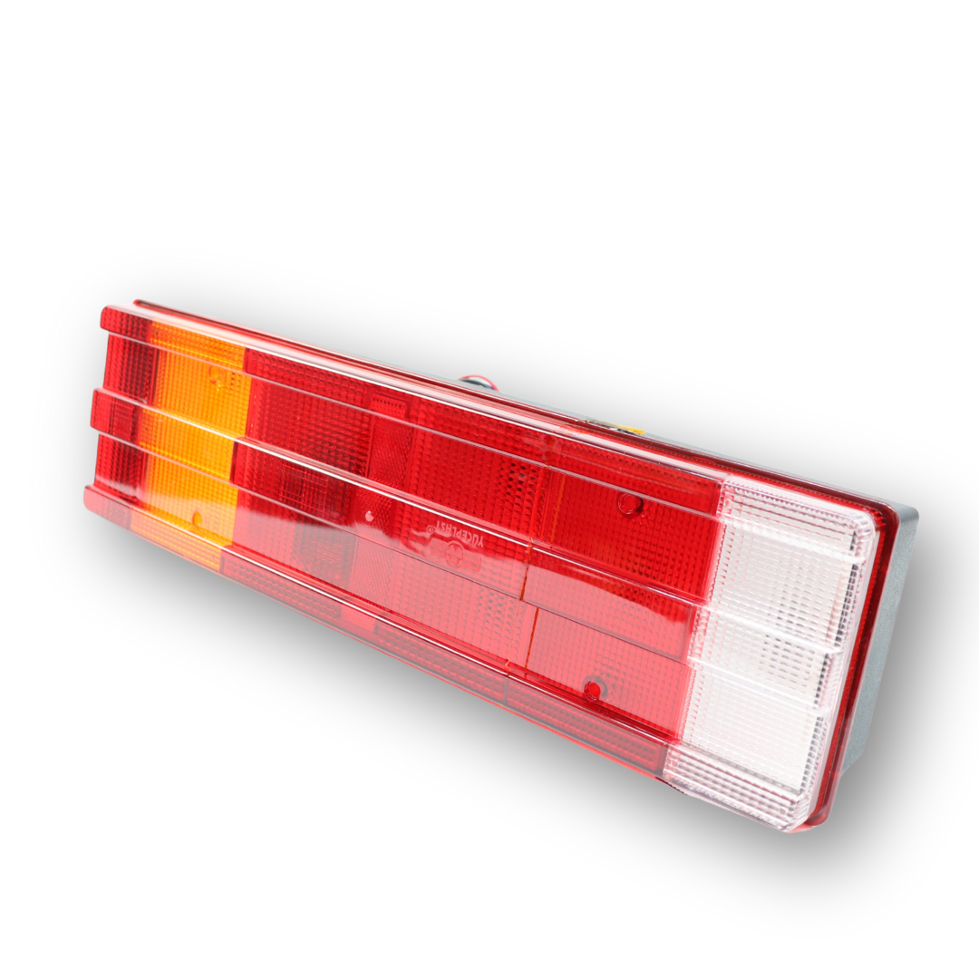 Фонарь задний 0031 Универсальный \YP\ Фонарь задний 0031 Универсальный \YP\