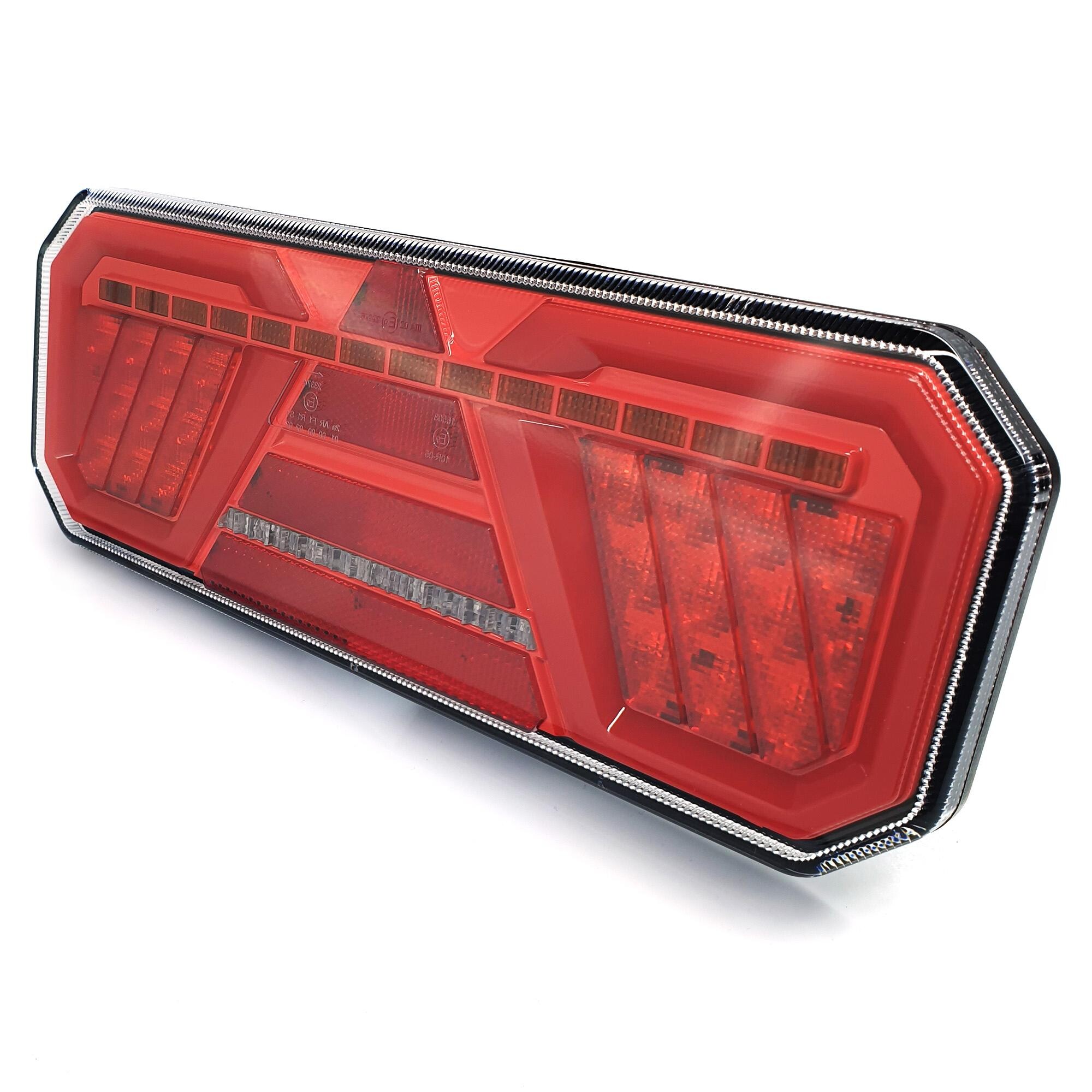 Фонарь задний FERZE 350х131х35 \прав.\ бег.указ.поворота , каб. Фонарь задний FERZE 350х131х35 \прав.\ бег.указ.поворота , каб.