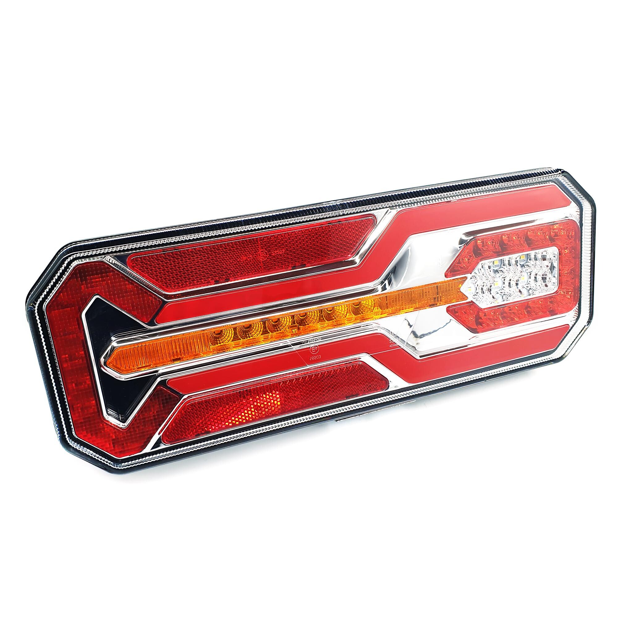 Фонарь задний FERZE 350х131х60 \лев.\ бег.указ.поворота , каб. подсв. ном. Фонарь задний FERZE 350х131х60 \лев.\ бег.указ.поворота , каб. подсв. ном.