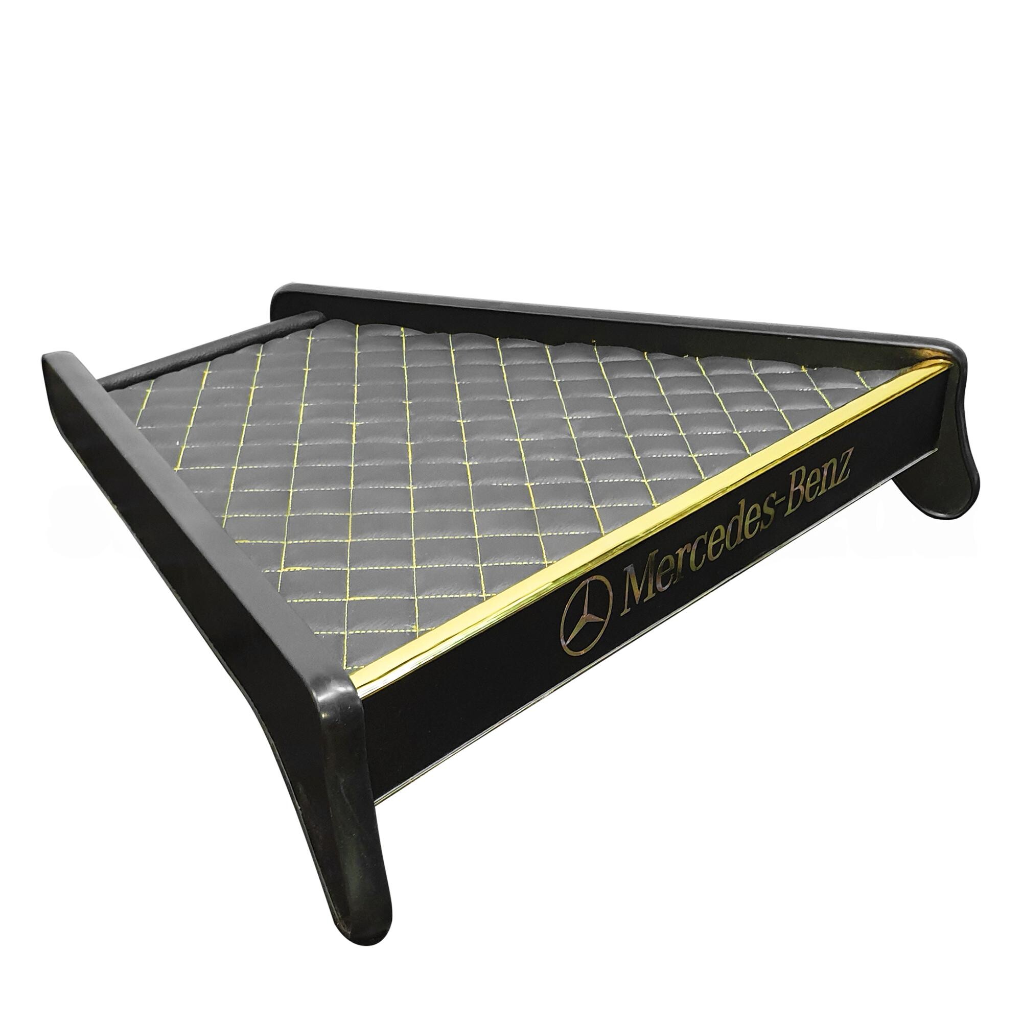 Полка кабины Mers.Actros MP-4 с 2010г.черная\ST- Экокожа стёжка\