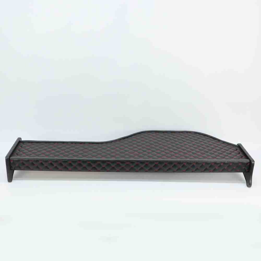 Полка кабины длинная DAF 95 черная вся в коже \ST- Экокожа стёжка\ Полка кабины длинная DAF 95 черная вся в коже \ST- Экокожа стёжка\