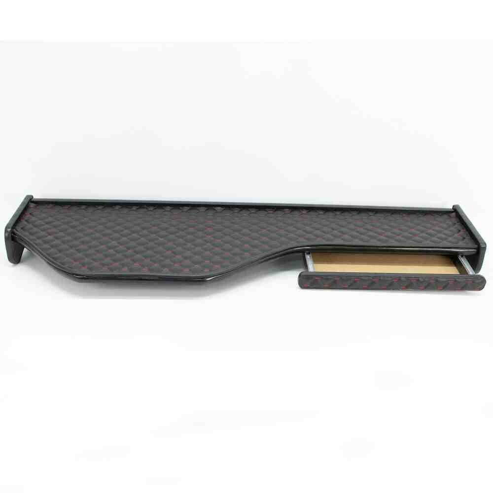 Полка кабины длинная DAF 95 черная вся в коже \ST- Экокожа стёжка\ Полка кабины длинная DAF 95 черная вся в коже \ST- Экокожа стёжка\