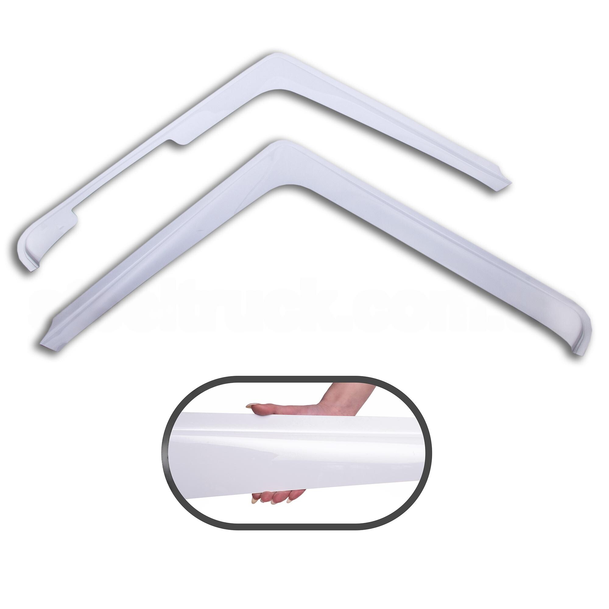 Ветровик DAF XF 106 \вставной\белый\ Ветровик DAF XF 106 \вставной\белый\