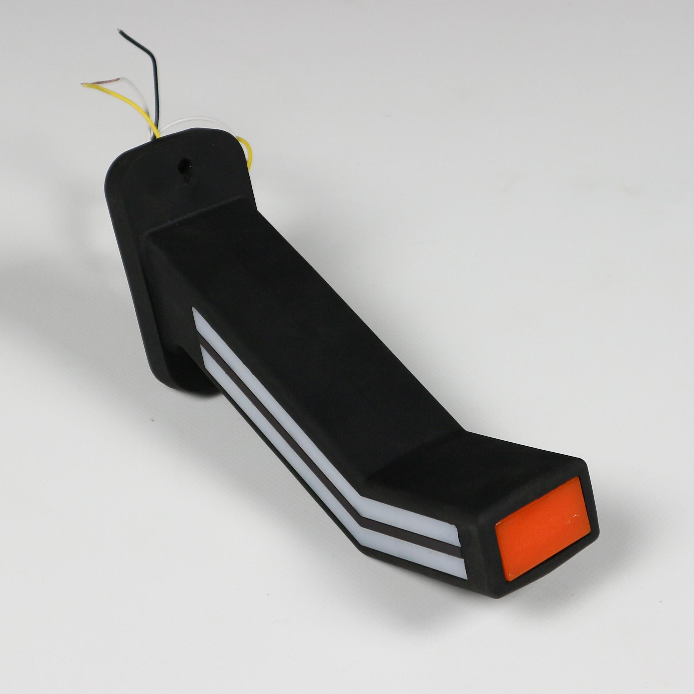 Фонарь габаритный рог 19 см LED 10-30 V бег указ.повор. \левый \FR\ Фонарь габаритный рог 19 см LED 10-30 V бег указ.повор. \левый \FR\