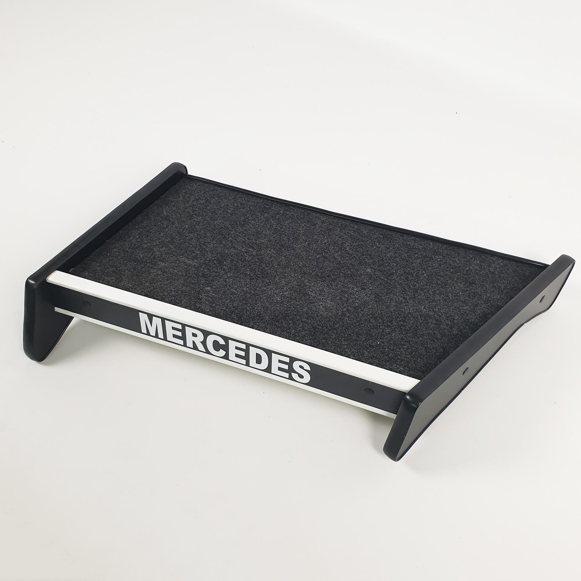 Полка кабины Merc.Atego \Axor  от 2004 г -->\Gray\