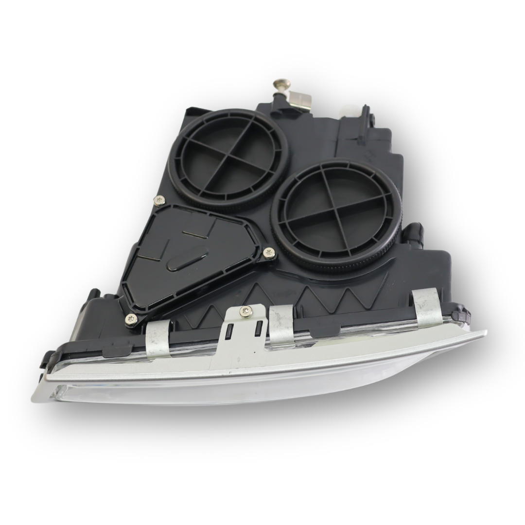 Фара противотуманная VOLVO FH, FH16, FM (2005- ...) 2 лампы H3, левая (TANGDE) Фара противотуманная VOLVO FH, FH16, FM (2005- ...) 2 лампы H3, левая (TANGDE)